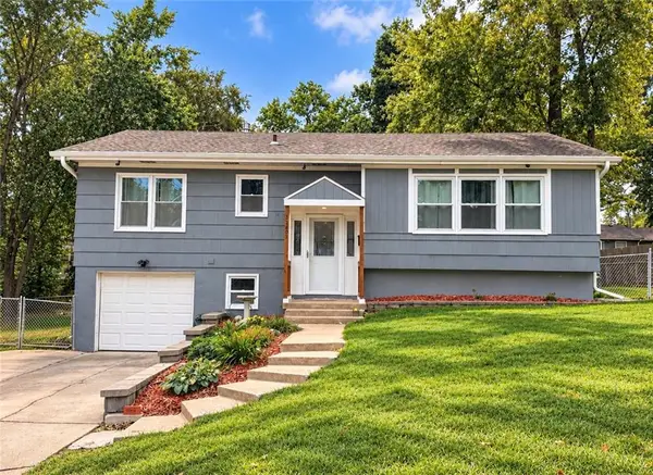 12807 E 39th Terrace S, Independence, MO 64055