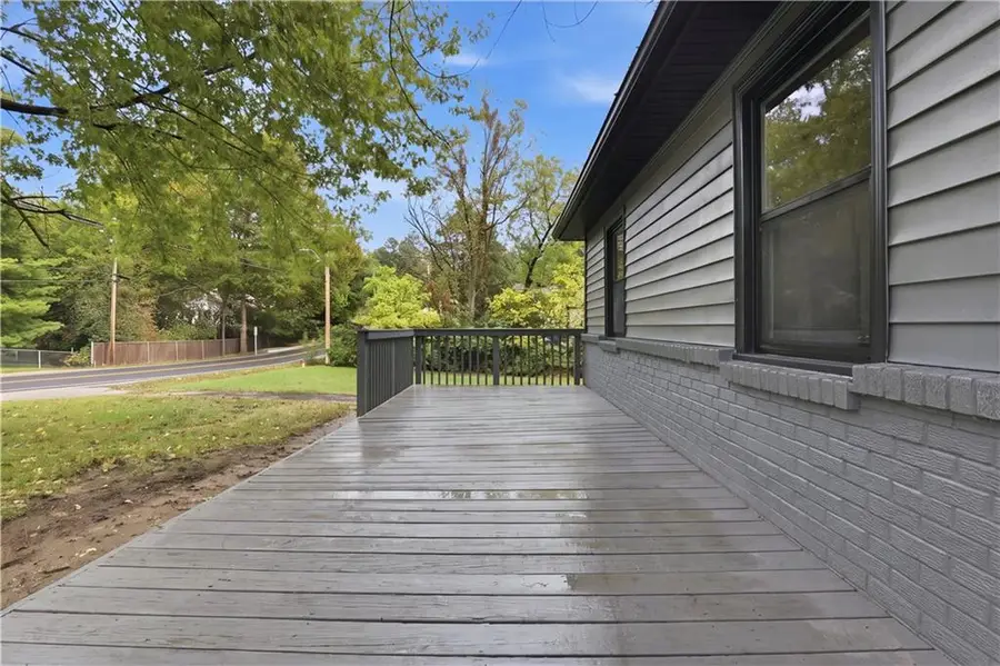 2919 NE Russell Road, Kansas City, MO 64117 - #3