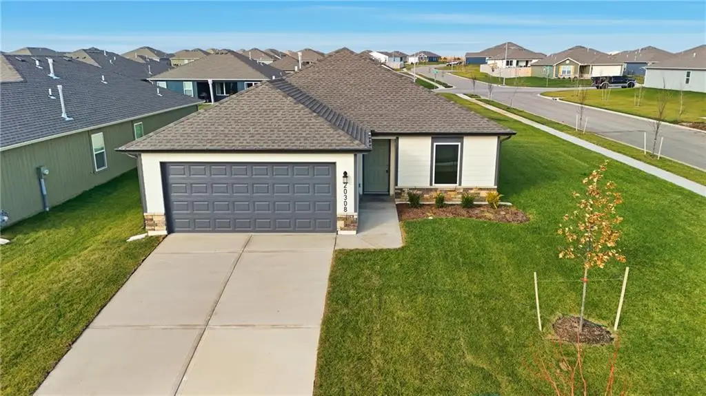 20373 W 195th Street, Spring Hill, KS 66083 - #1