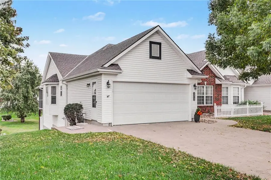 3213 Devonshire Drive, Platte City, MO 64079 - #3