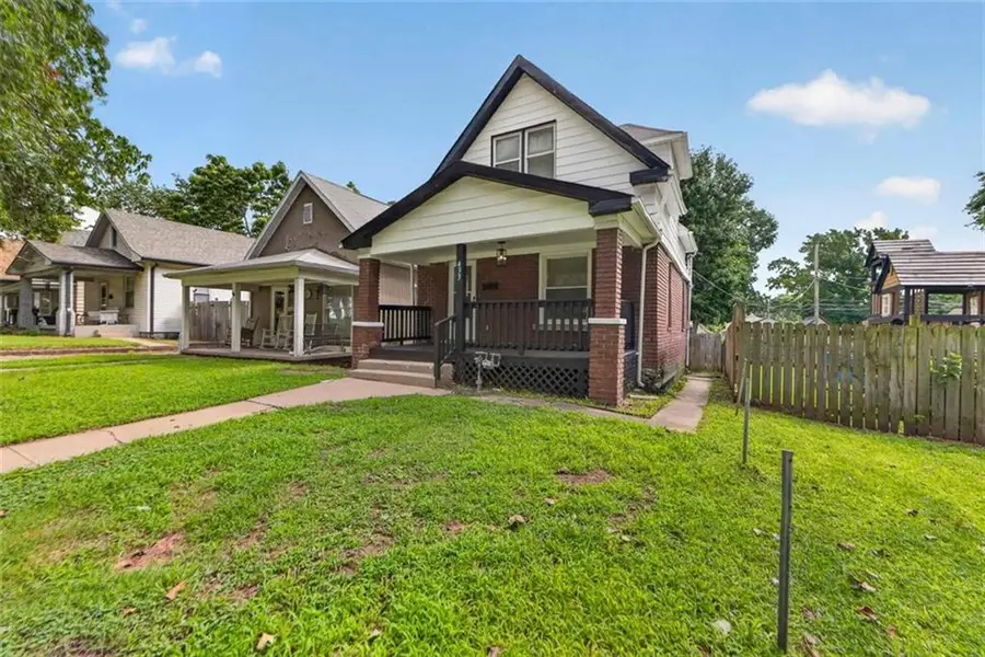 433 Oakley Avenue, Kansas City, MO 64123 - #3