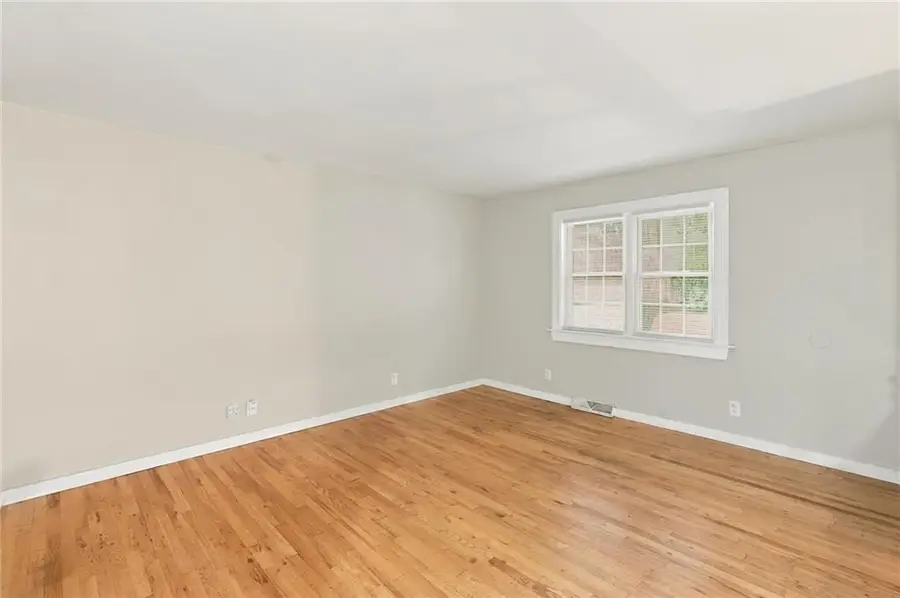 5149 N Palmer Avenue, Kansas City, MO 64119 - #3