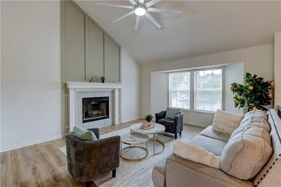 645 Canterbury Lane, Lees Summit, MO 64063 - #3