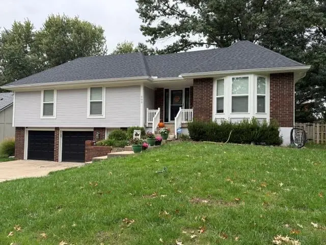 800 SW Savannah Drive, Lees Summit, MO 64081 - #1