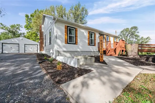 24431 139th Street, Leavenworth, KS 66048