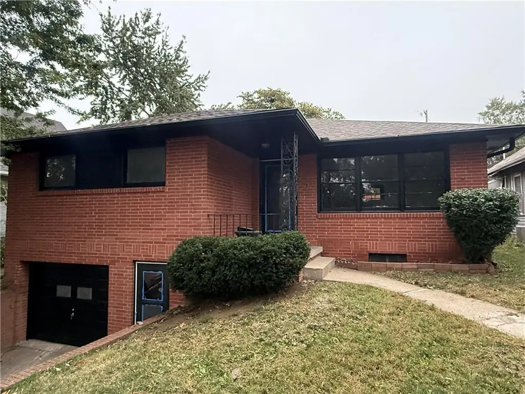 2913 Angelique Street, Saint Joseph, MO 64501 - #1