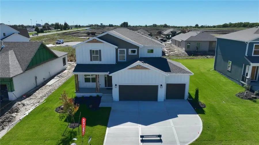 18425 W 195th Street, Spring Hill, KS 66083 - #2