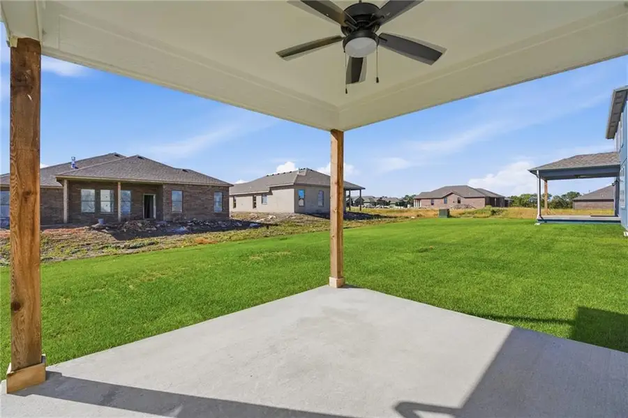 18425 W 195th Street, Spring Hill, KS 66083 - #3