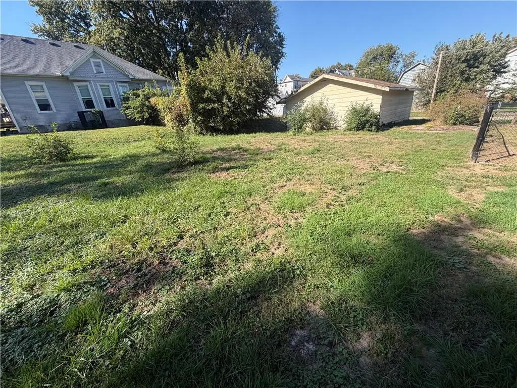 2831 Seneca Street, Saint Joseph, MO 64507 - #1