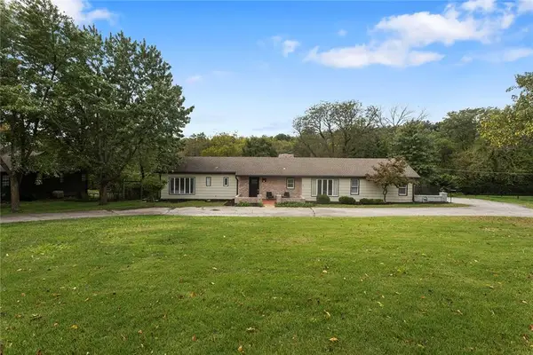 9730 State Line Road, Leawood, KS 66206