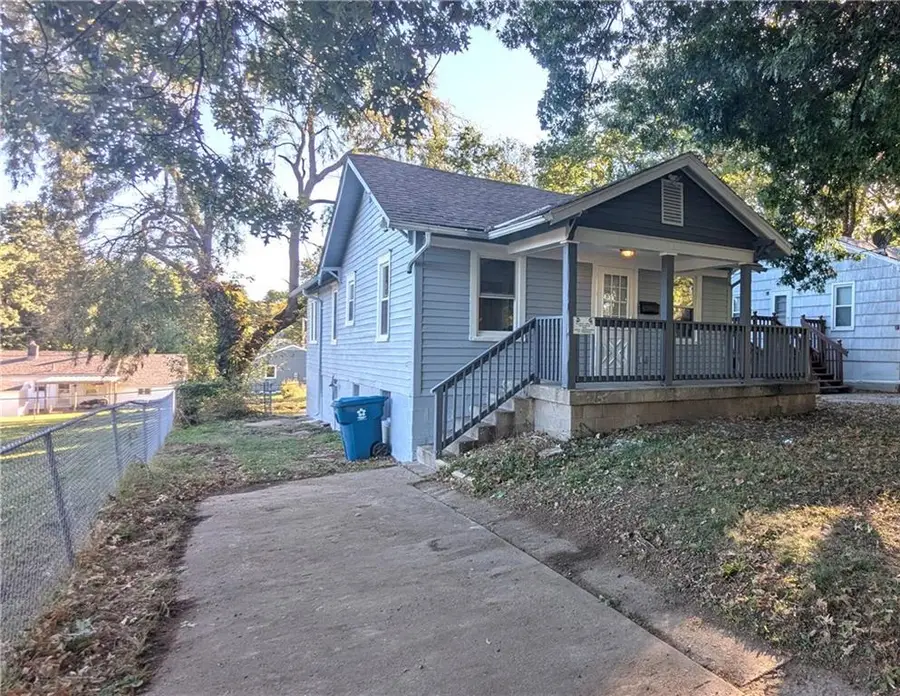 439 E Aberdeen Street, Independence, MO 64055 - #2