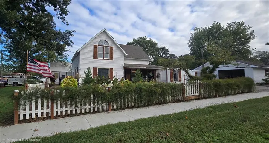 214 Ricky Bennett Way, Girard, KS 66743 - #2