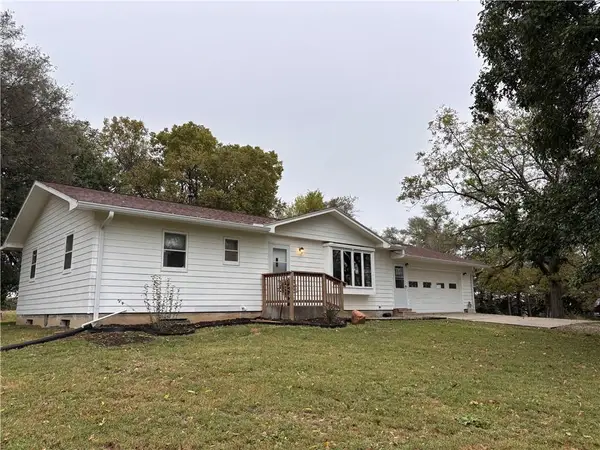 9784 Half Mound Road, Valley Falls, KS 66088
