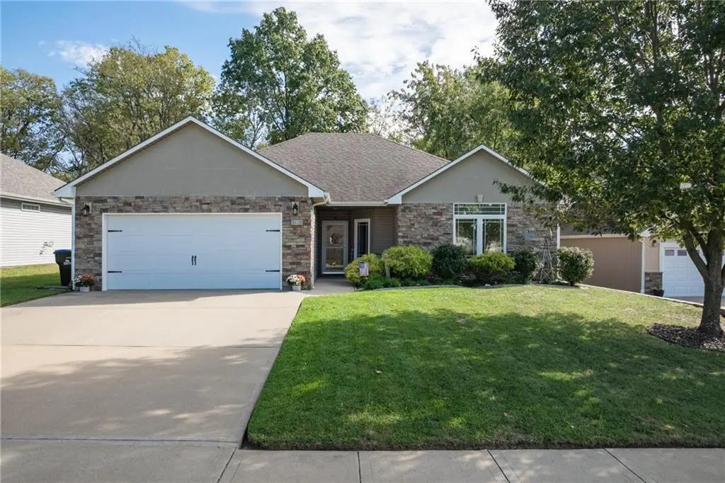 609 Oakmont Drive, Warrensburg, MO 64093 - #1