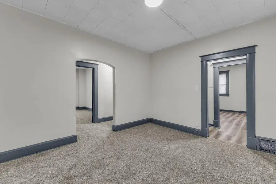 802 S 11th St Street, Saint Joseph, MO 64504 - #3