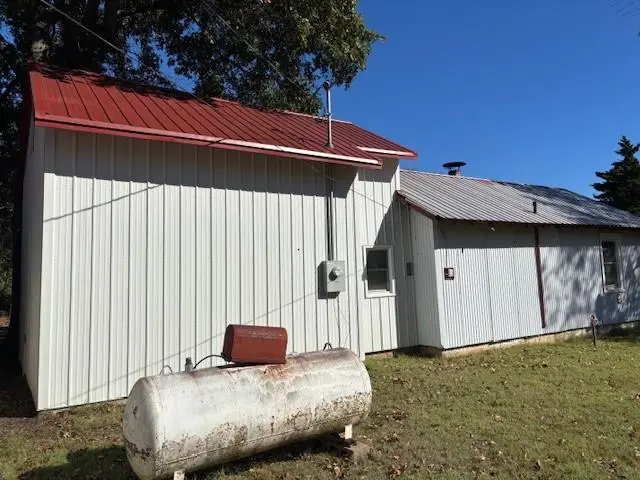 274 Lakeview Road, Toronto, KS 66777 - #2