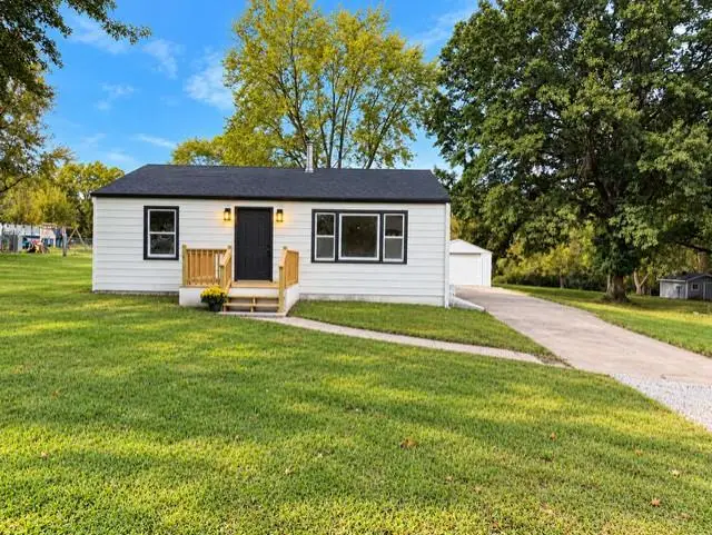 834 S Trail Ridge Drive, Independence, MO 64050 - #1