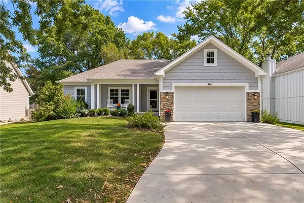 8513 Constance Street, Lenexa, KS 66215
