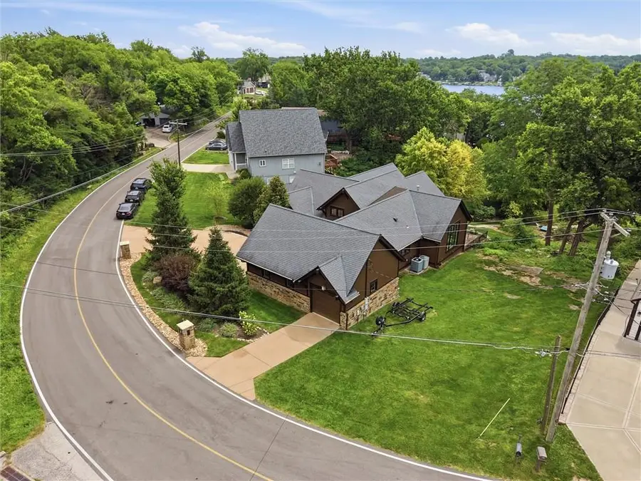 43 L Street, Lake Lotawana, MO 64086 - #2
