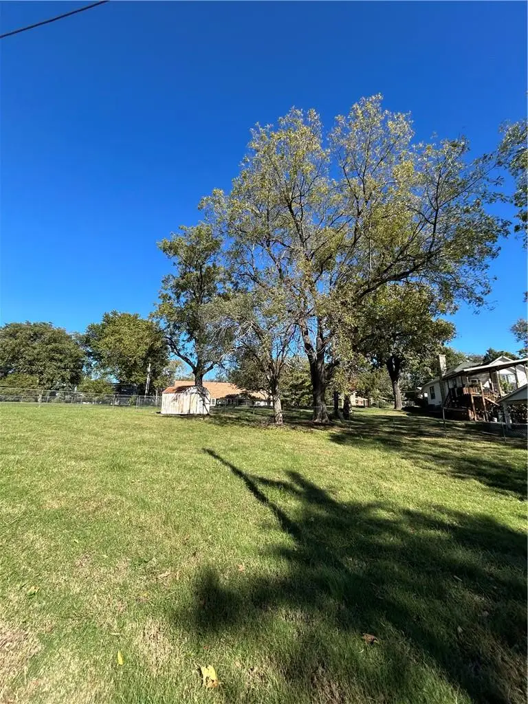 2808 Home Place, Leavenworth, KS 66048 - #1