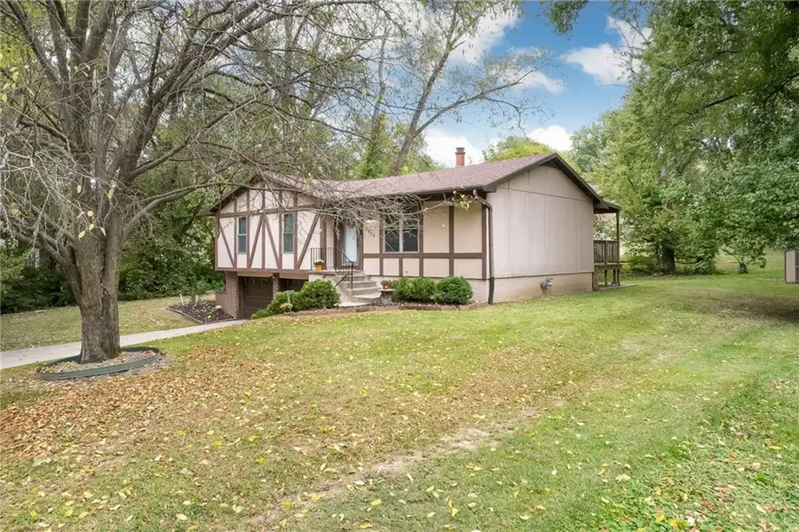 2615 Karnes Road, Saint Joseph, MO 64505 - #2