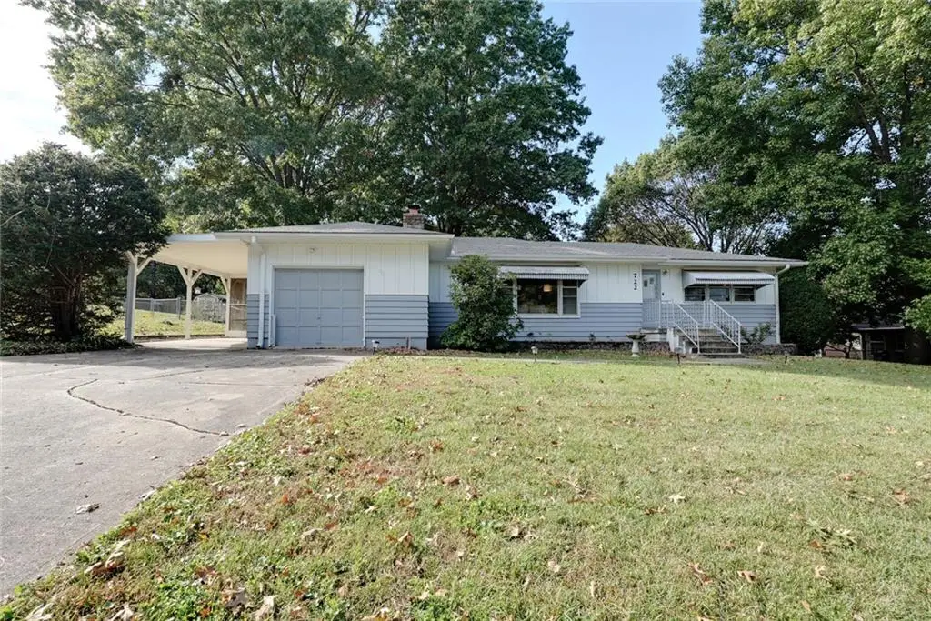 722 S Hudson Street, Buckner, MO 64016 - #1
