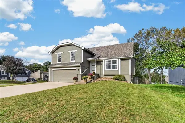 309 Shenandoah Drive, Raymore, MO 64083