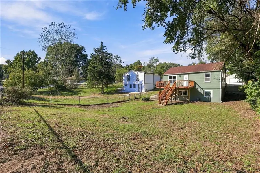 1124 Quincy Street, Leavenworth, KS 66048 - #3