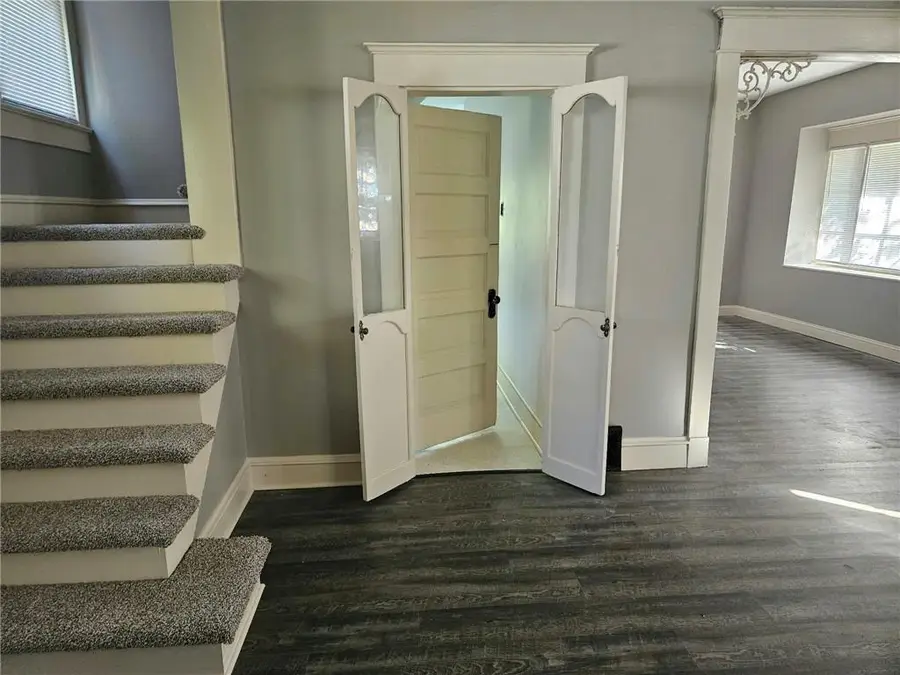 1733 S Crescent Avenue, Independence, MO 64052 - #3