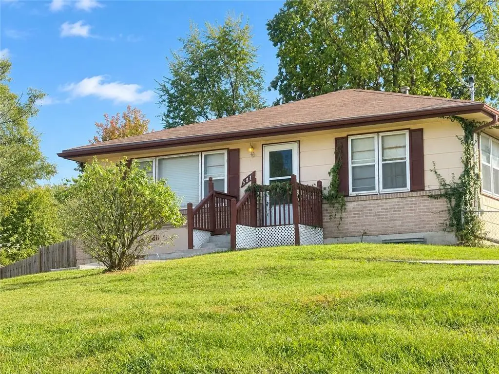 5611 Inland Drive, Kansas City, KS 66106 - #1