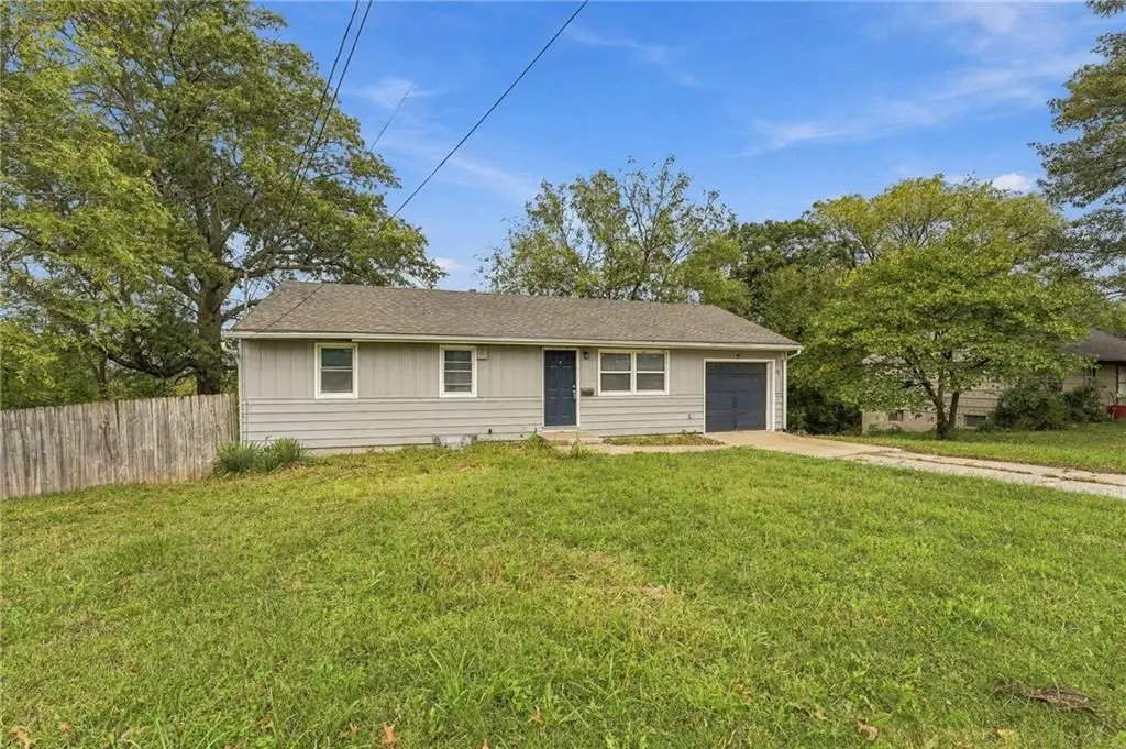 11134 E 9th Street S, Independence, MO 64054 - #1