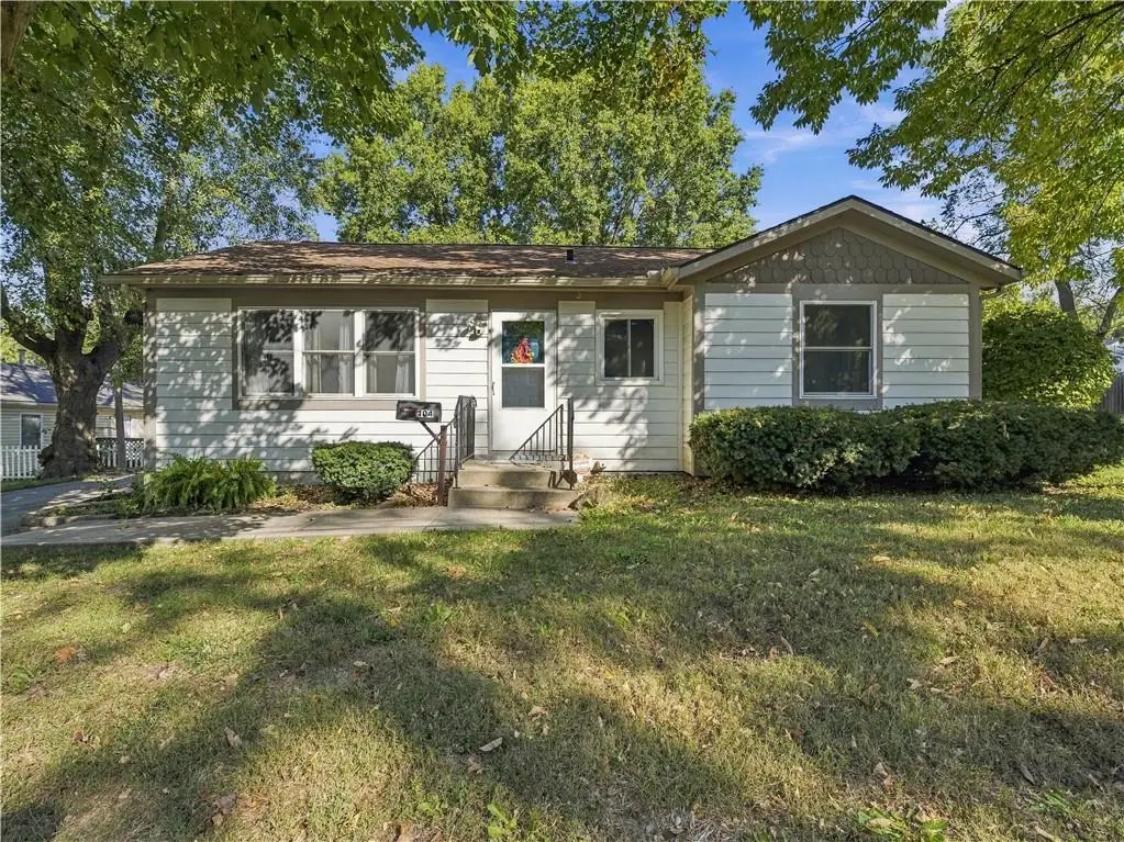 404 SW 2nd Street, Lees Summit, MO 64063 - #1