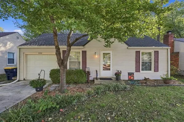 7709 Oak Street, Kansas City, MO 64114