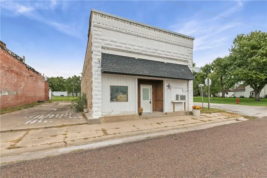 126 E Central Street, Richmond, KS 66080 - #2