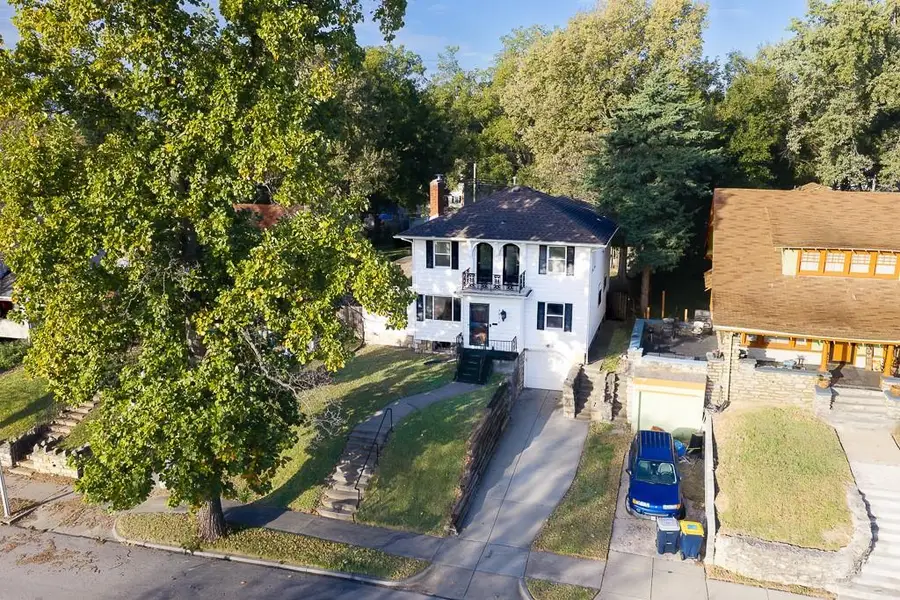 5828 Paseo Boulevard, Kansas City, MO 64110 - #2