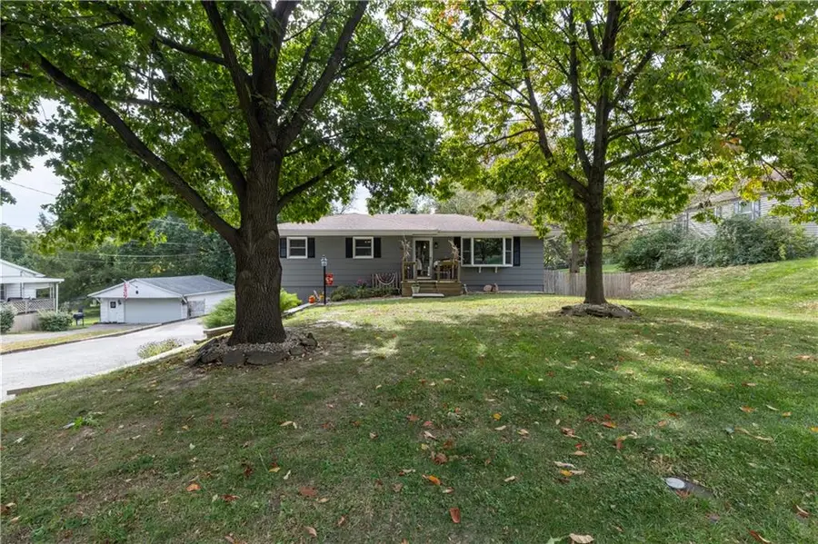 2836 Blackwell Road, Saint Joseph, MO 64506 - #2