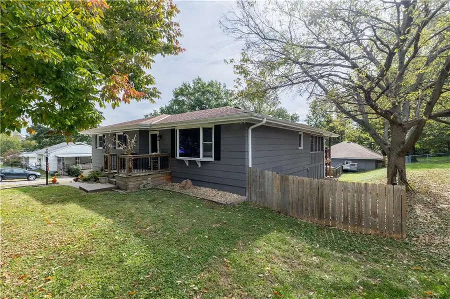 2836 Blackwell Road, Saint Joseph, MO 64506 - #3