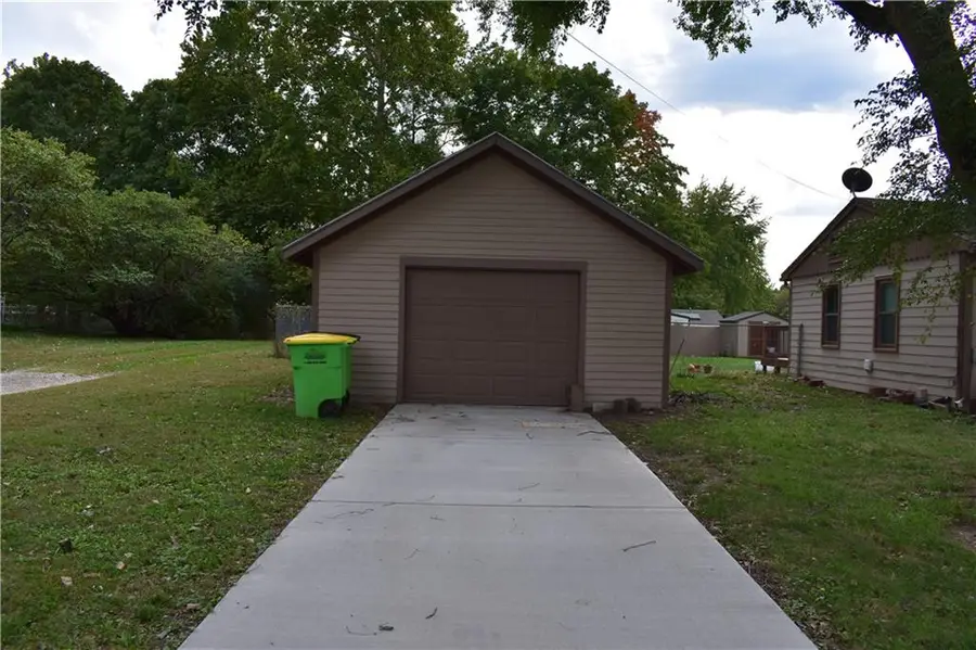 225 King Street, Baldwin City, KS 66006 - #3