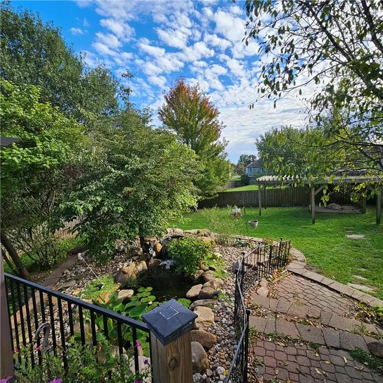 210 Porter Drive, Smithville, MO 64089 - #3