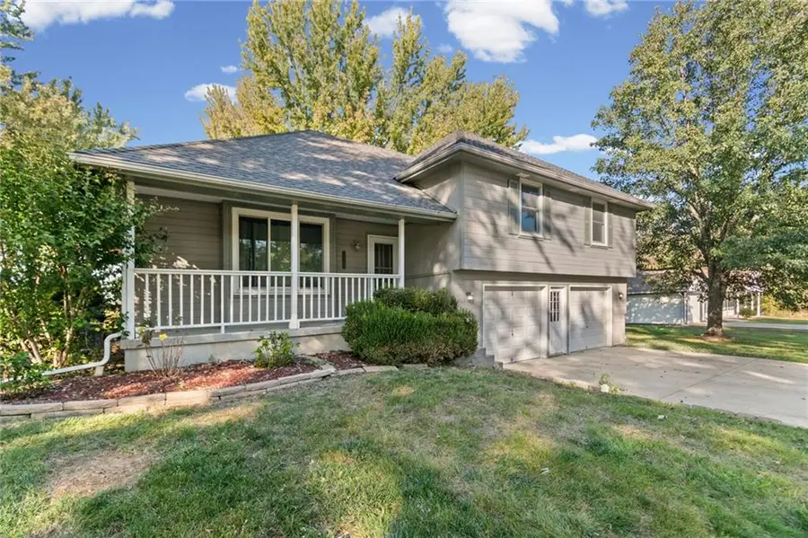 29408 Vickie Drive, Excelsior Springs, MO 64024 - #2