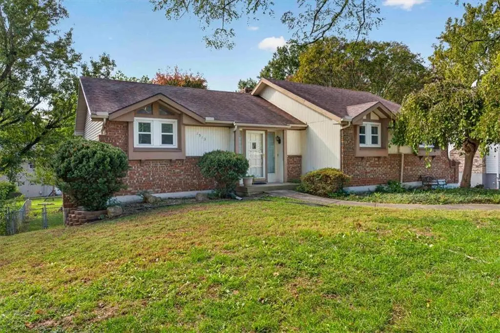 1913 SW 3rd Street, Lees Summit, MO 64081 - #1