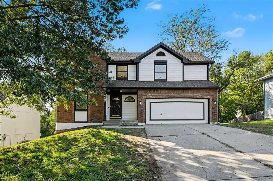 6482 NW Valley Drive, Kansas City, MO 64152 - #3