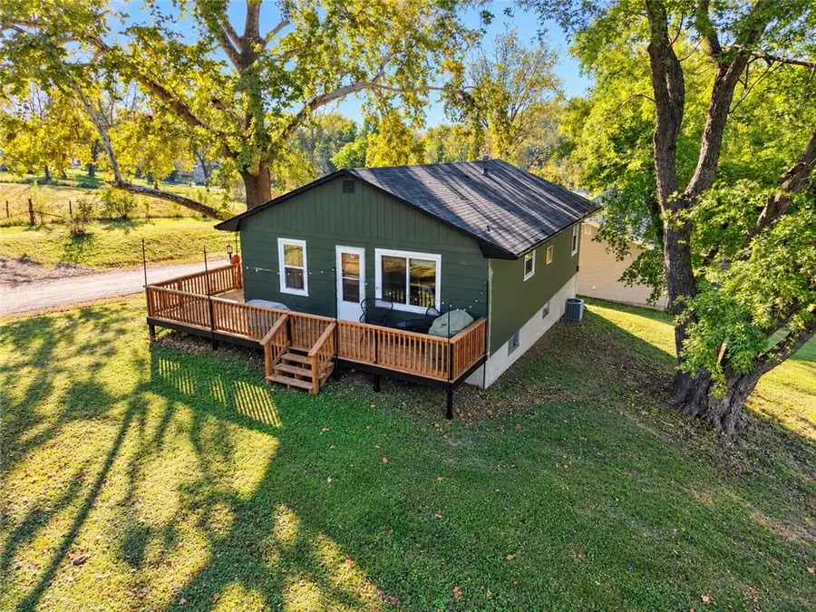 116 S Elm Street, Stanberry, MO 64489 - #2