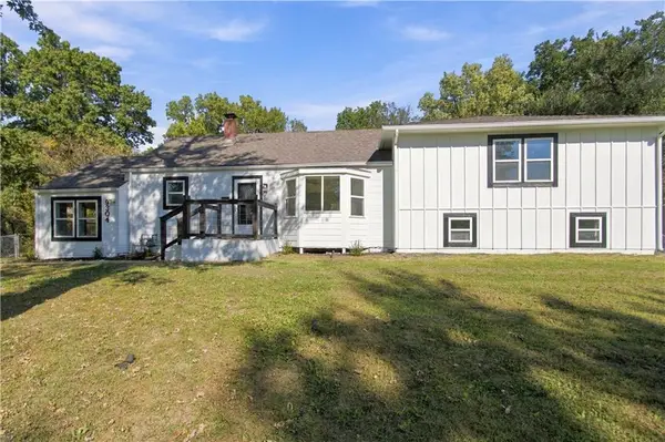 9304 E 68th Terrace, Raytown, MO 64133