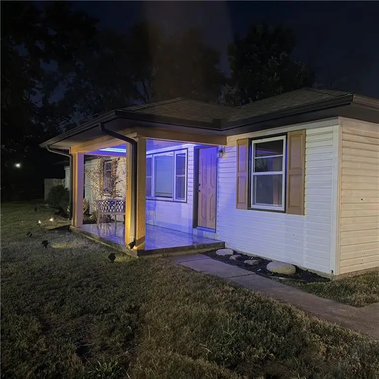 1213 S Maguire Street, Warrensburg, MO 64093 - #1