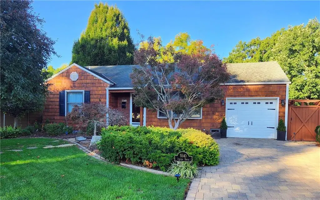 5540 Juniper Drive, Roeland Park, KS 66205 - #1