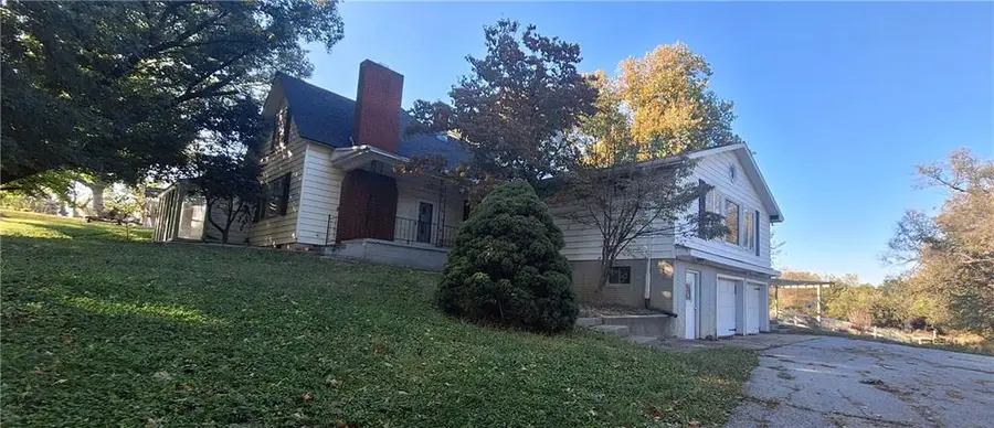 720 W 1st Street, Carrollton, MO 64633 - #2