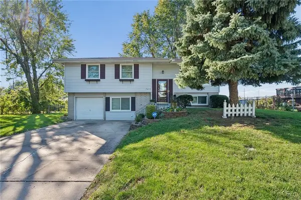 7413 NW 84th Terrace, Kansas City, MO 64153
