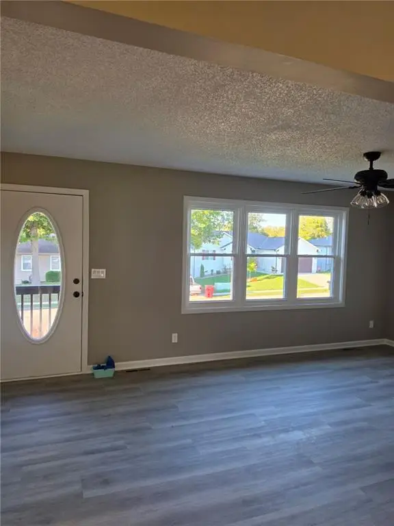 603 SE 21st Street, Oak Grove, MO 64075 - #3