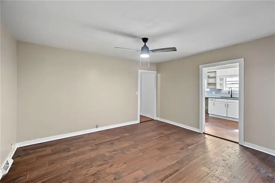 4429 NE Winn Road, Kansas City, MO 64117 - #3